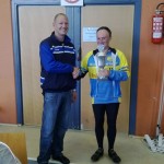 Reinhold Wieskämper nit dem Siegerpokal